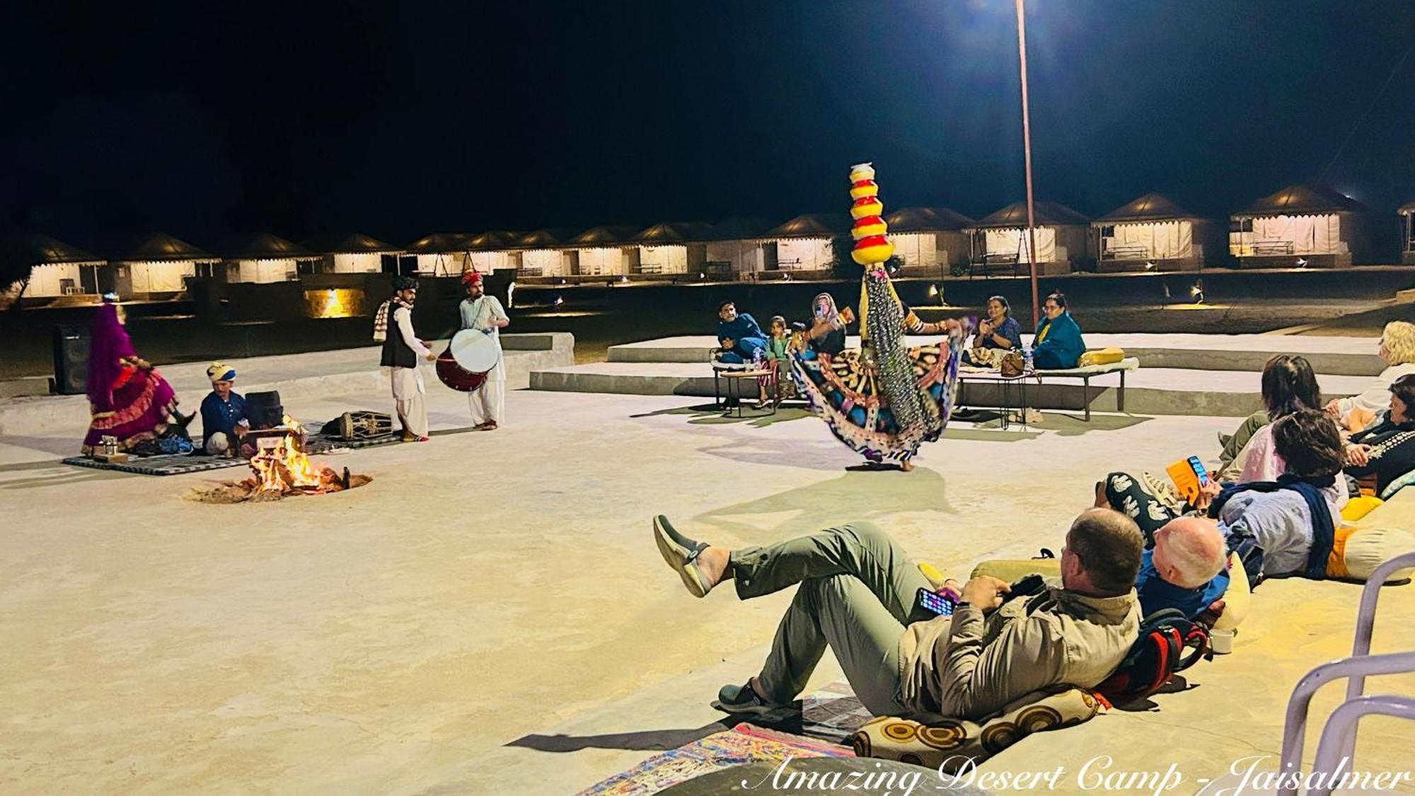 Amazing Desert Camp Jaisalmer Buitenkant foto