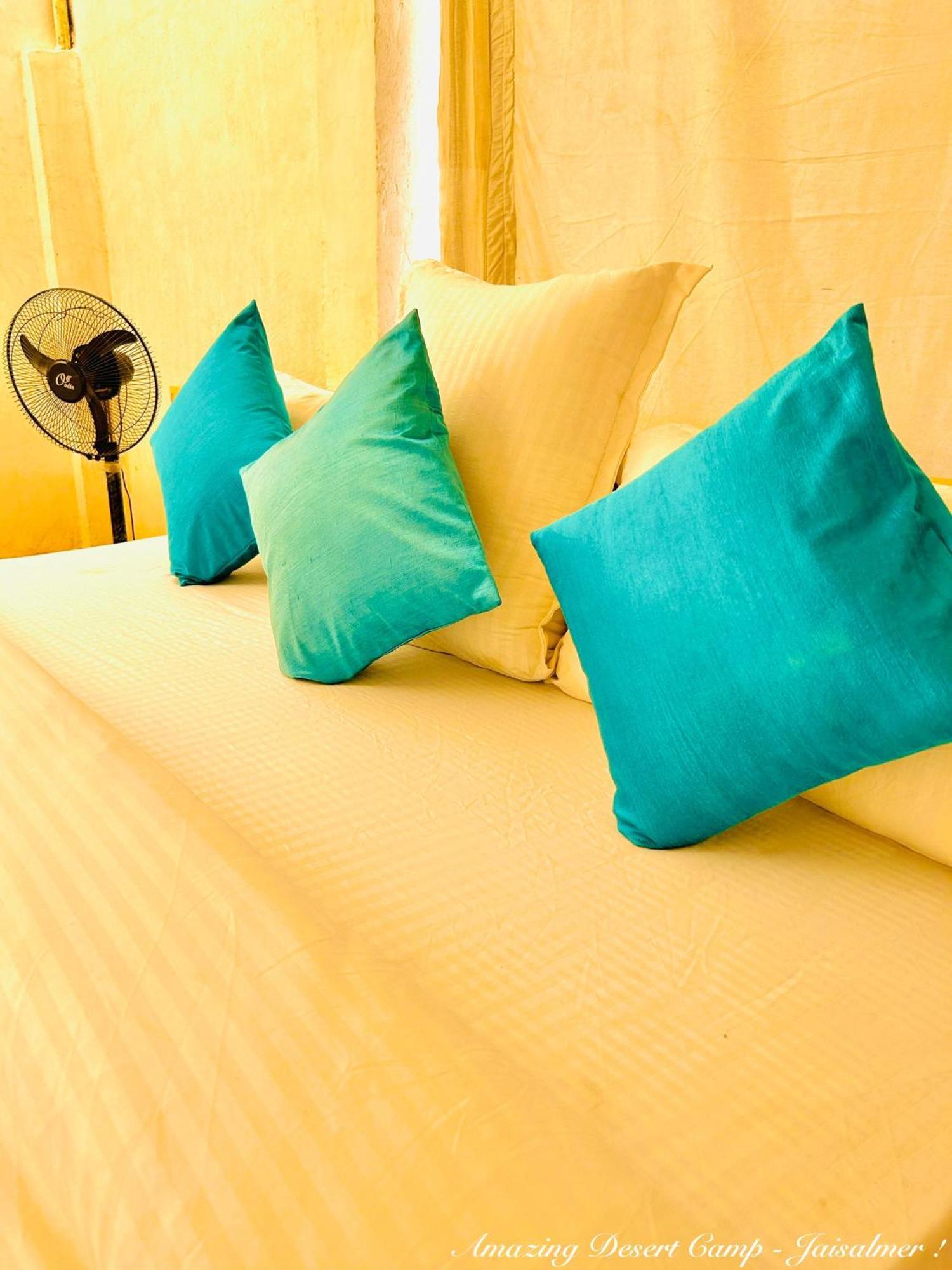 Amazing Desert Camp Jaisalmer Buitenkant foto