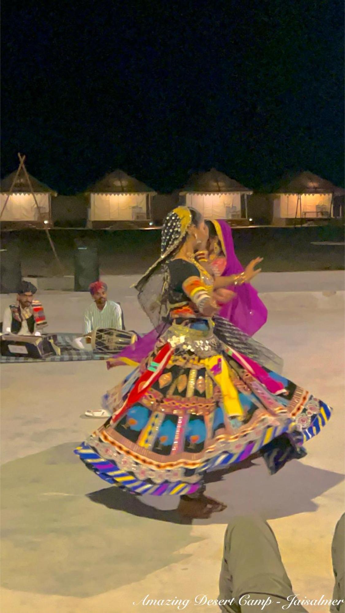 Amazing Desert Camp Jaisalmer Buitenkant foto